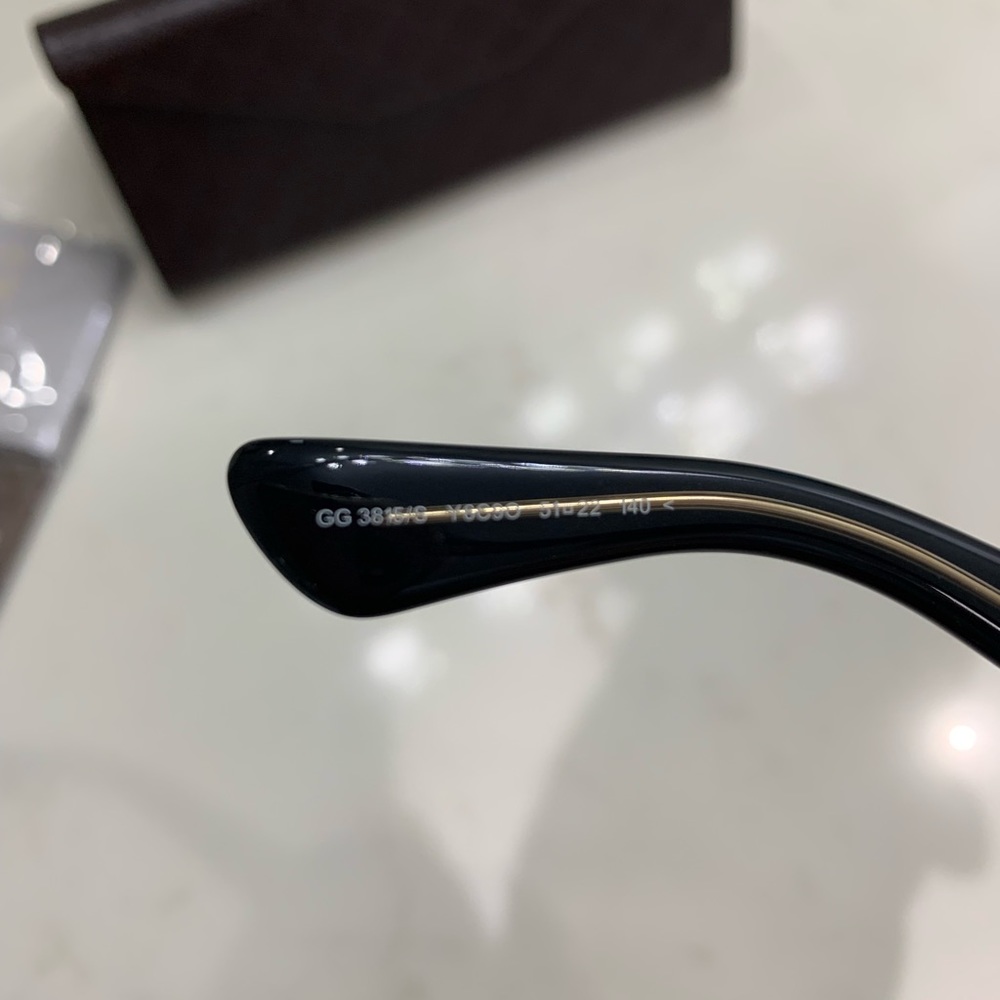 Gucci Black GG NWT Sunglasses - Picture 7 of 11